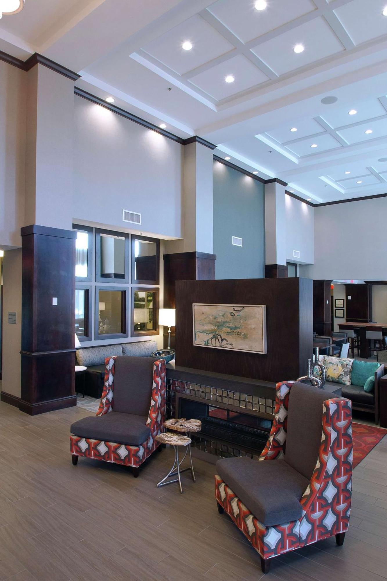 Hotel Hampton & Columbus/university Area